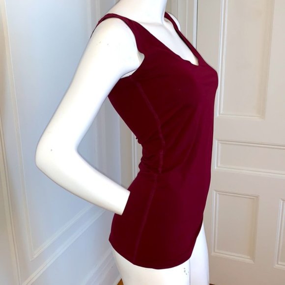 NEW W Tags Lyssee Gorgeous Comfy Tank Top V Neck - Picture 4 of 6